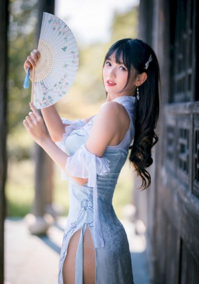 没穿内裤的领队_BD免费观看最新