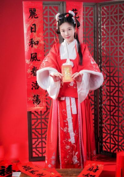 八尺大人在线_BD全集在线观看