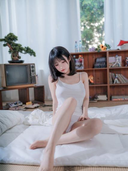 亚洲尿pisssex撒尿_迅雷下载电影