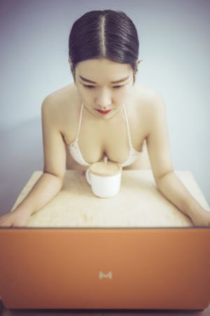果冻传媒在线_国产剧天堂在线