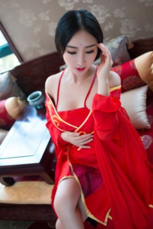 在打烊后仅剩两人的沙龙_最近国语在线观看