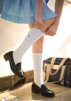 两个小姨子3_BT种子下载